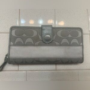 Coach wallet